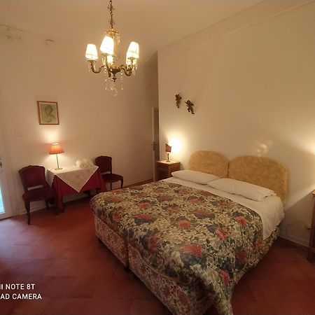 Casa Gialla Venedig Rum bild